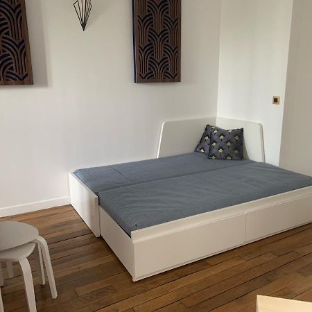 Studio Perfect For 2 Adults And 1 Kid, And Up To 2 Kids - Jourdain 20E, 25Mn To Louvre Via Line M11 Paris Exterior photo