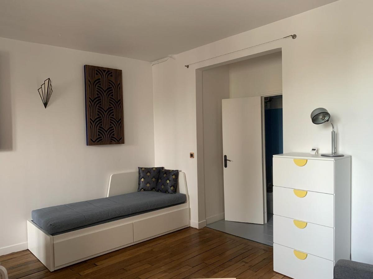 Studio Perfect For 2 Adults And 1 Kid, And Up To 2 Kids - Jourdain 20E, 25Mn To Louvre Via Line M11 Paris Exterior photo