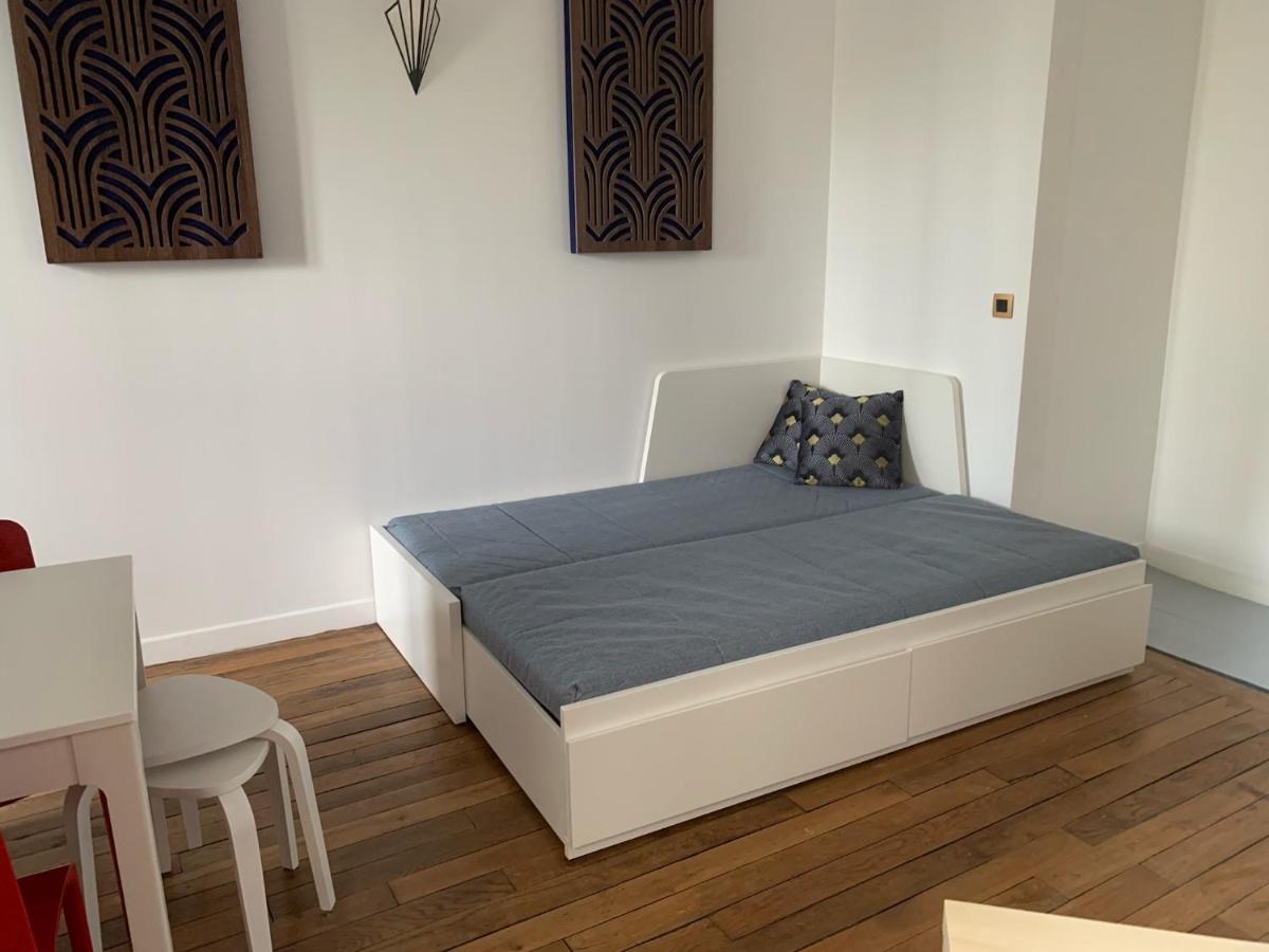 Studio Perfect For 2 Adults And 1 Kid, And Up To 2 Kids - Jourdain 20E, 25Mn To Louvre Via Line M11 Paris Exterior photo